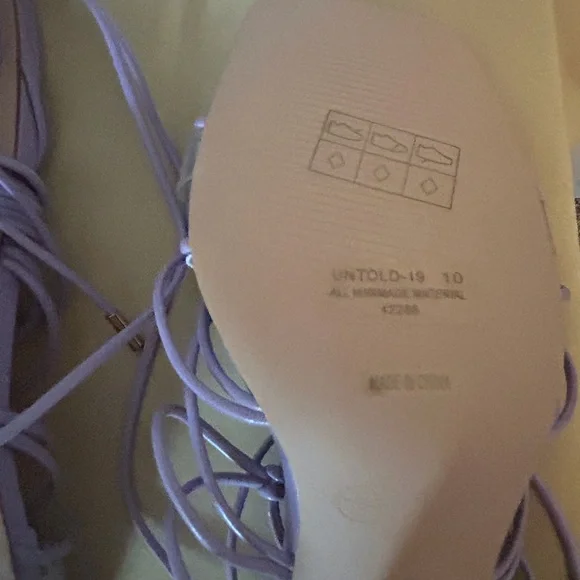 Lavender Strappy Heels and Handbag Set size 10 nwt - Picture 9 of 16